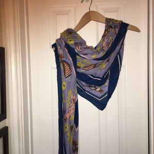 🧢🧢 LOFT large scarf. New with tags.